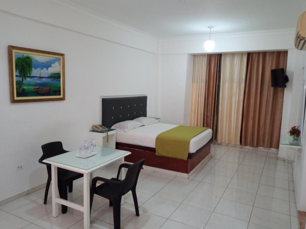 Royal Palace Hotel Santo Domingo Exterior photo