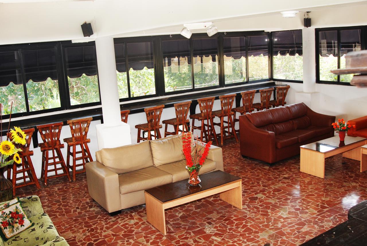 Royal Palace Hotel Santo Domingo Exterior photo